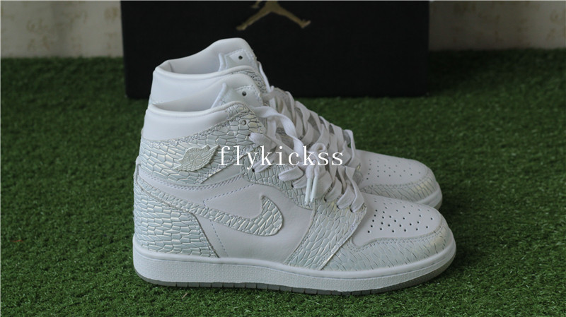 Air Jordan 1 Retro High GS Frost White